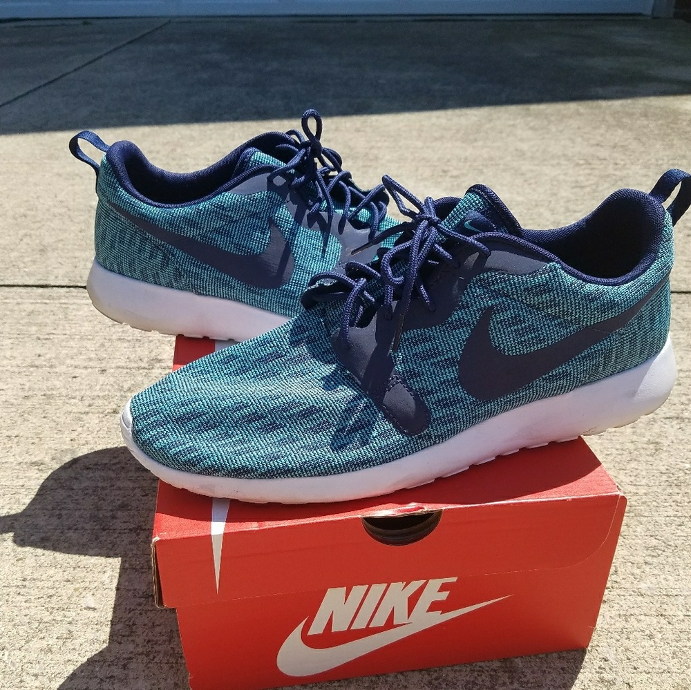 Nike Aqua Blue Roshe Runs